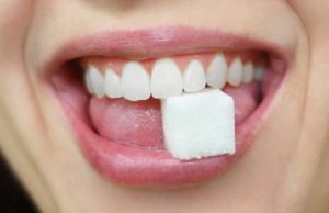 Как сахар влияет на состояние зубов